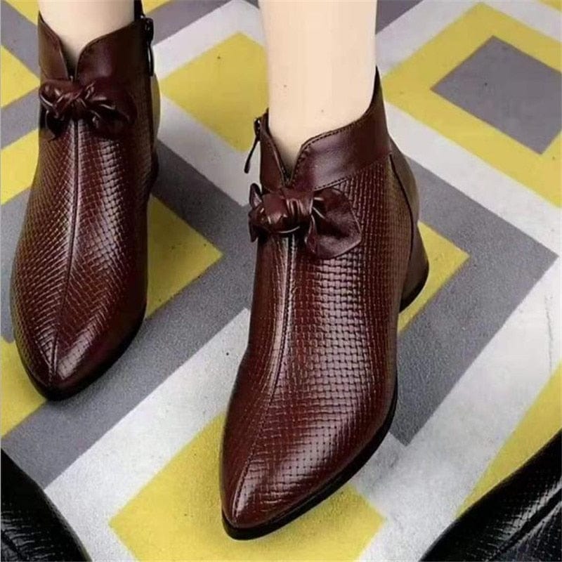 Showlu Fashion Store 0 Women Barefoot Shoes Short Boots Ankle 2022 Spring New Female Casual Thick Soled Shoes Genuine Leather Designer Pumps Shoes